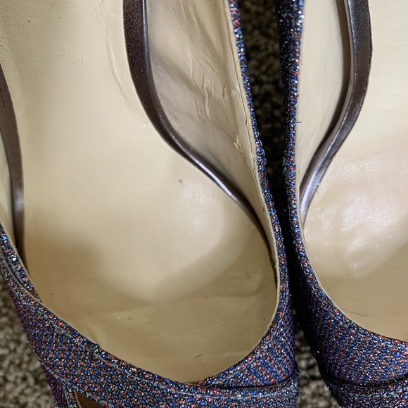 GUESS Isila Peep Toe Platform Pumps Purple Glitter Size 8 - Picture 11 of 16